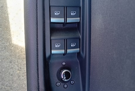 VE1010